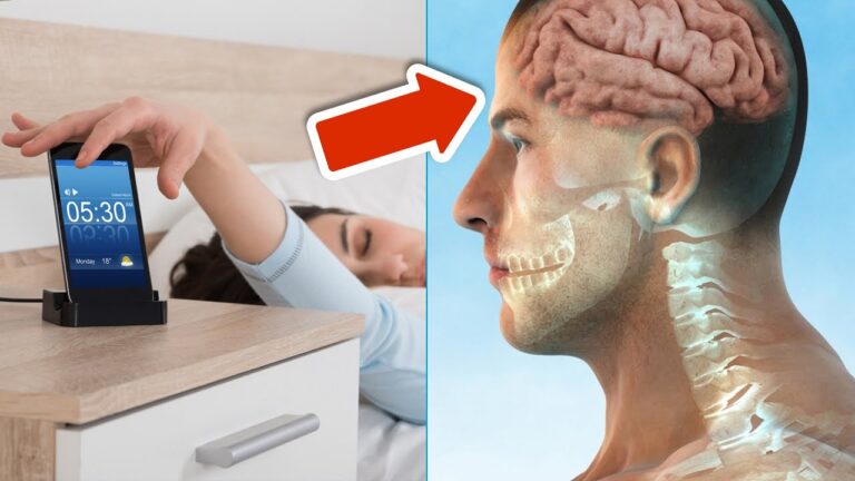 6 Reasons You Shouldn’t Sleep with Your Phone by Your Side Tonight