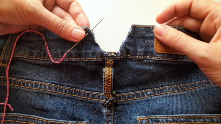 Fix Tight Jeans in 2 Minutes with These 3 Genius Waist Hacks You’ll Love!